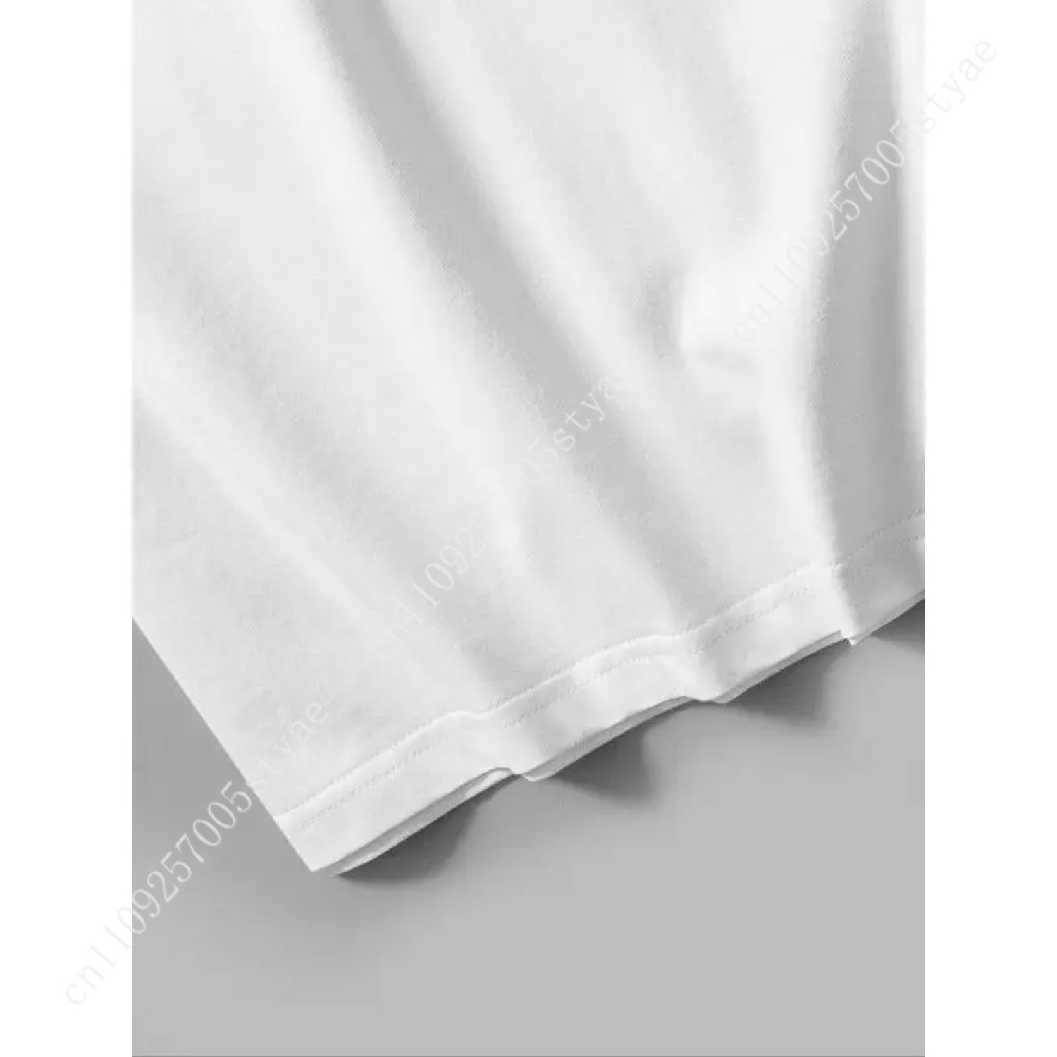 تي شيرت رجالي فضفاض بطباعة جرا - مراجعة Tee Graphic Print وسعره