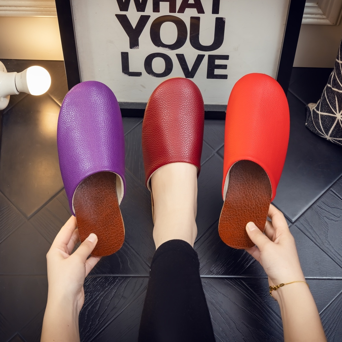 شباشب جلدية سوداء عصرية للرجال - مراجعة Flip Flop Leather Men وسعره