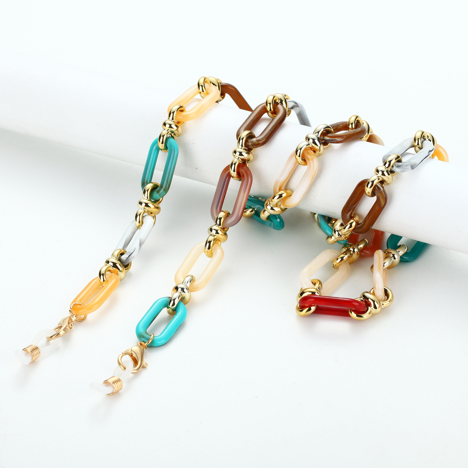 سلسلة نظارات أكريليك بلون العن - مراجعة Sunglass Retainer Cord وسعره