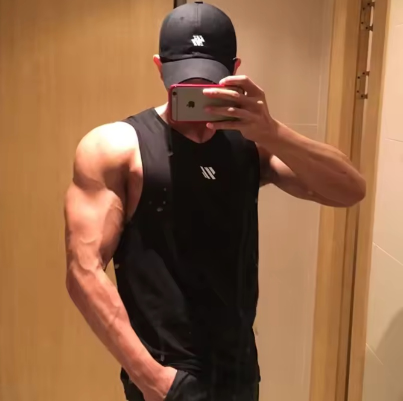 قمصان بدون أكمام للرجال من GIT - مراجعة Tank Top Muscle وسعره