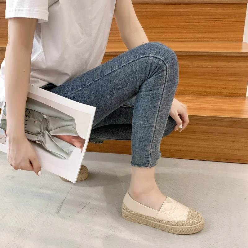 أحذية نسائية جديدة لعام 2025 أ - مراجعة Espadrille Slip On وسعره
