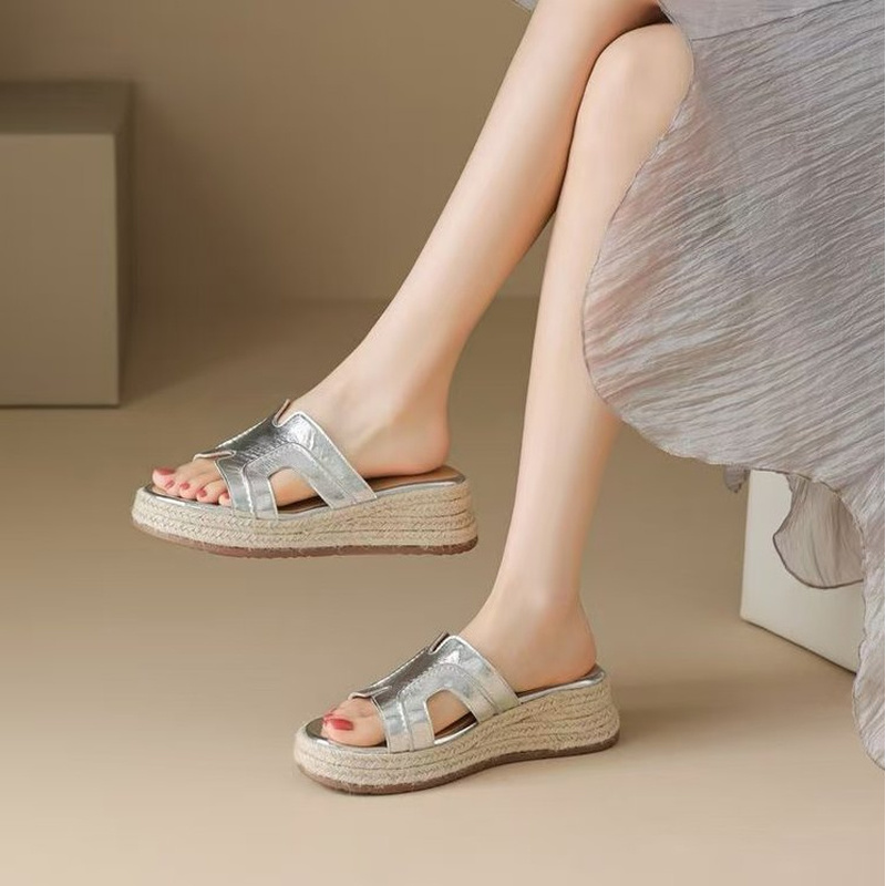 أحذية إسبادريل نسائية جديدة لع - مراجعة Espadrille Slip On وسعره