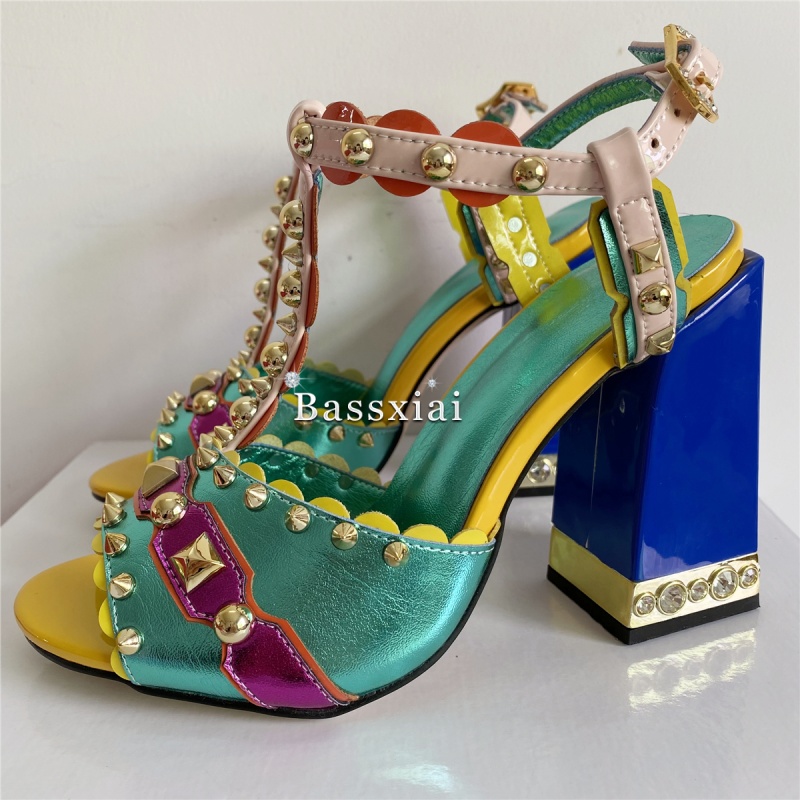 الصنادل الفاخرة برشام تي حزام  - مراجعة Casual Sandal Leather وسعره